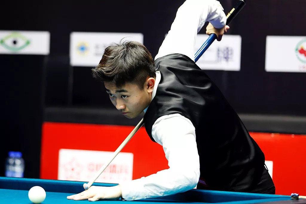 湖人官宣签 湖人官宣签