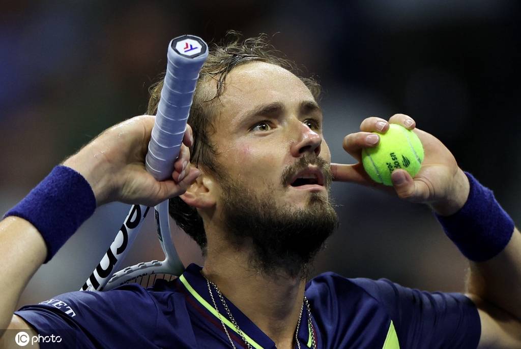 更全面地看 更全面地看