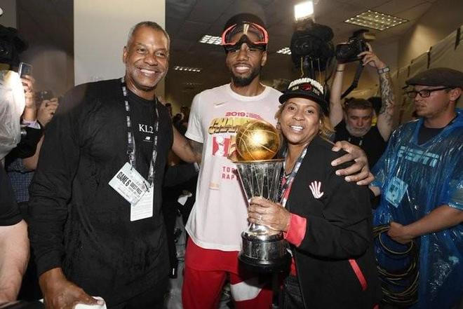 的三连跳 的三连跳